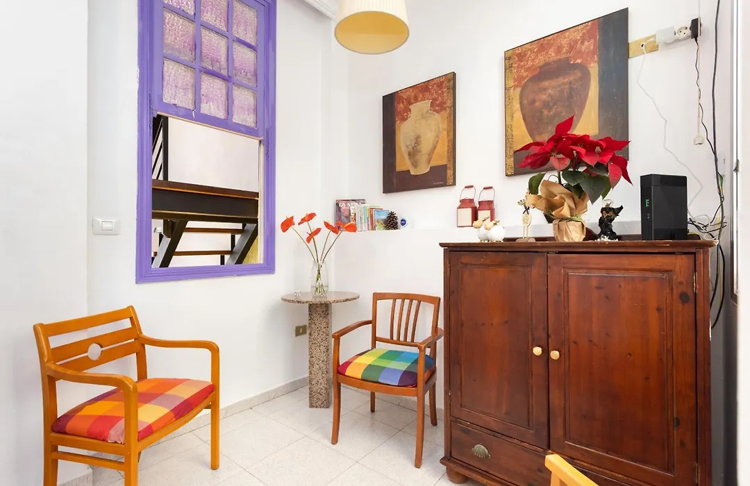 Home2Book Pension Casablanca-1